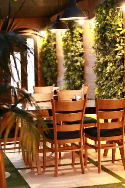 باغ بوفه یاسمینو -Yasmino Buffett Garden