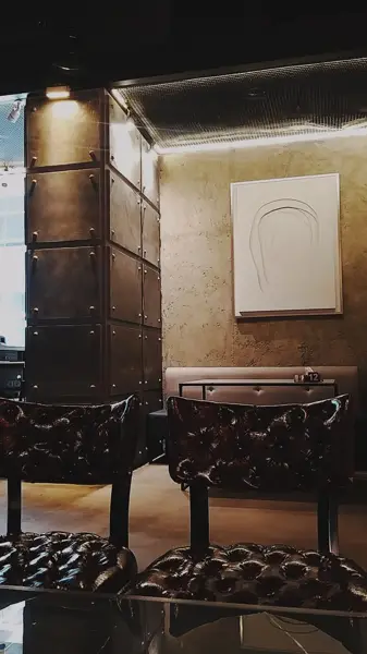  کافه دکتر شکلات Dr.Chocolate cafe