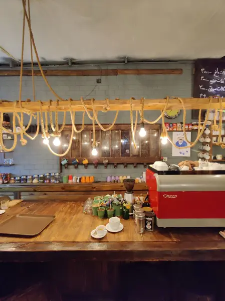 ManoBabam cafe
