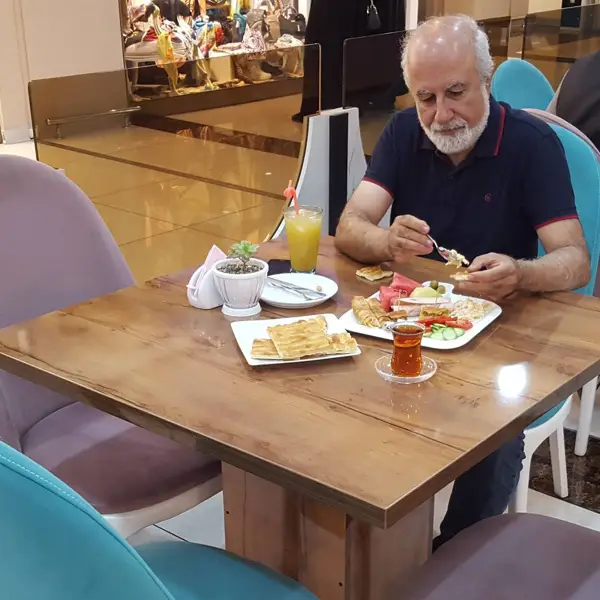 کافه کلارو Cafe Claro