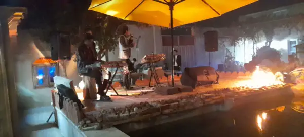  باغ عشق