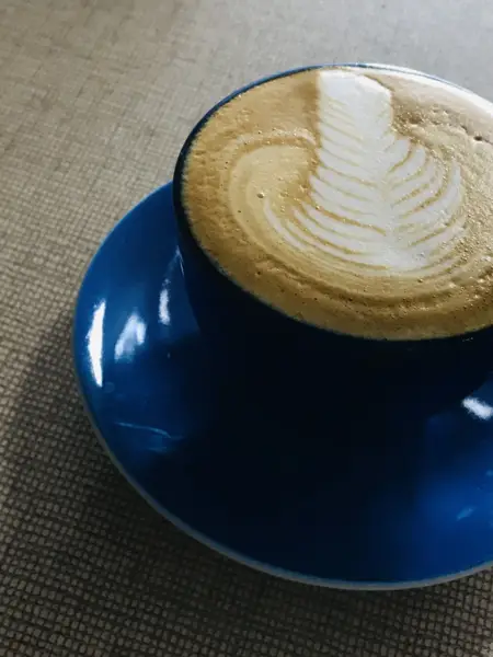  کافه بازار Cafe’ BAZAAR
