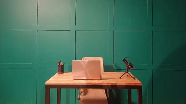نئوم