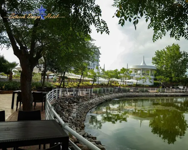 Garden Cafe - Setareh Darya Hotel - کافه باغچه هتل ستاره دریا