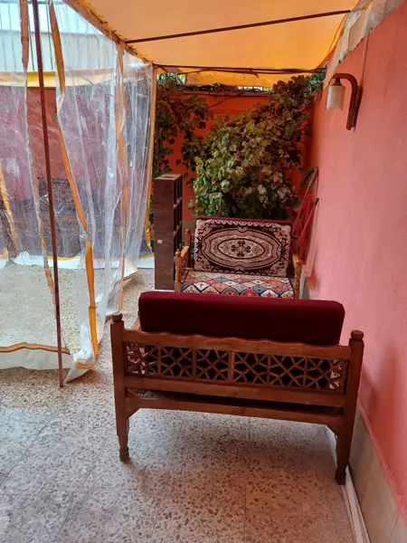  کافه رستوران ماه