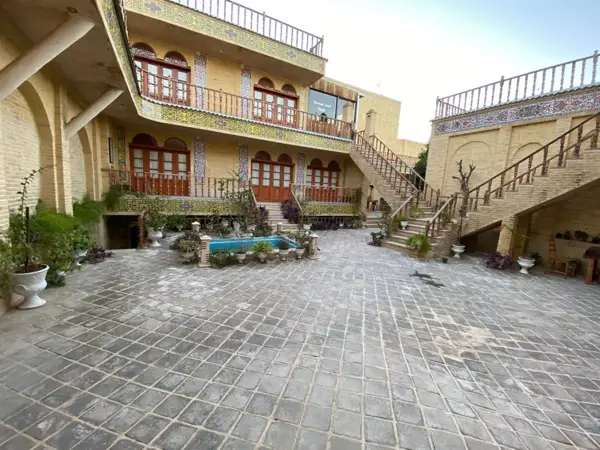  کافه فروغ مهر