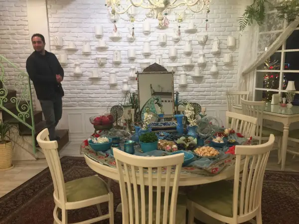 کافه رستوران گیاهی مهر میترا