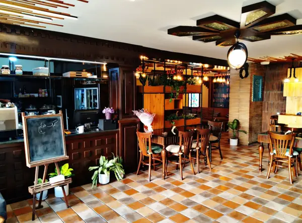 Cafe Parkway