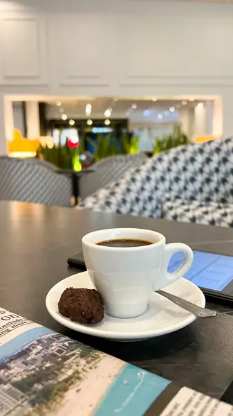  کافه رویال لانژ