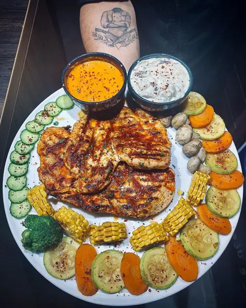  Ario CafeRestaurant