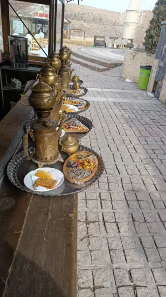  کافی شاپ رنگین کمان