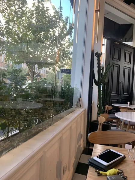 Cafe AM:PM