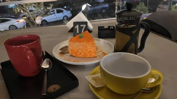  Ola cafe-کافه اولا