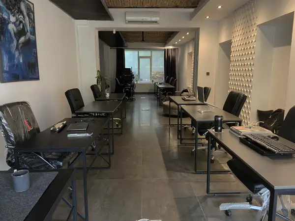 فضای اشتراکی طبقه اول دان