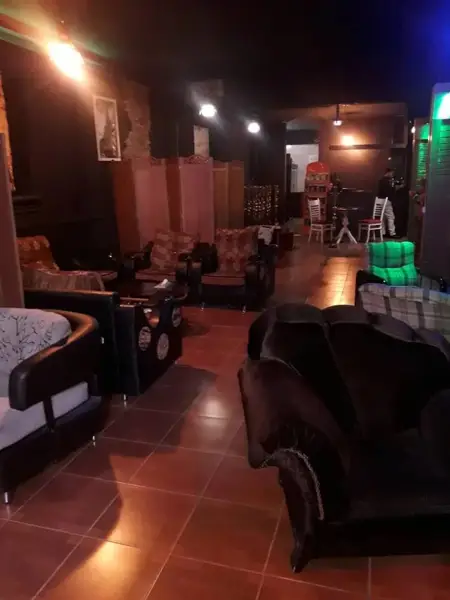  کافه لاکچری