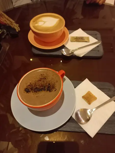  کافه بن ژور