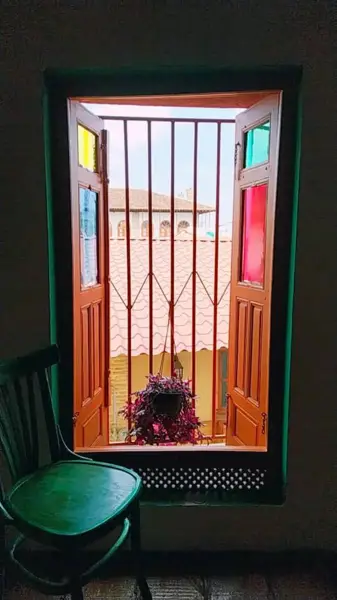 Cafe Nam (کافه نم)