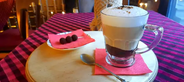  Cafe Fereshte