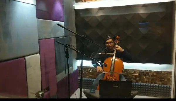  استودیو آقای میکروفن (Mr Mic)