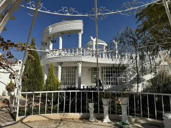  باغ عمارت موژان