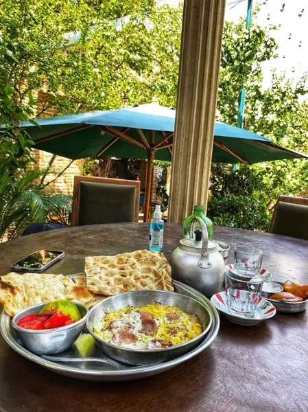 کافه روحی نگارستان