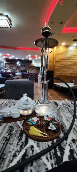 کافه گندم طلایی