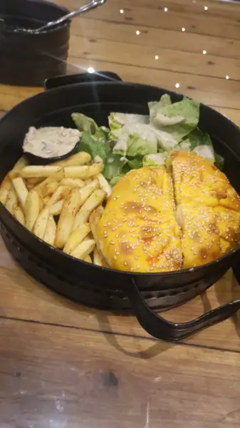  Chalet cafe