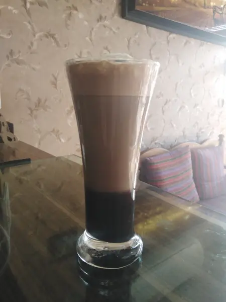  کافه قهوه آسمان