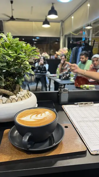  Khaales Cafe کافه خالص