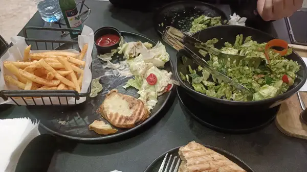  Vnk cafe