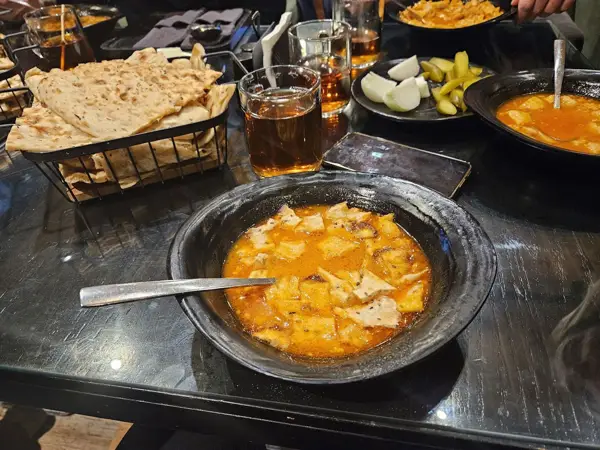  کافه بیسترو دیاکو