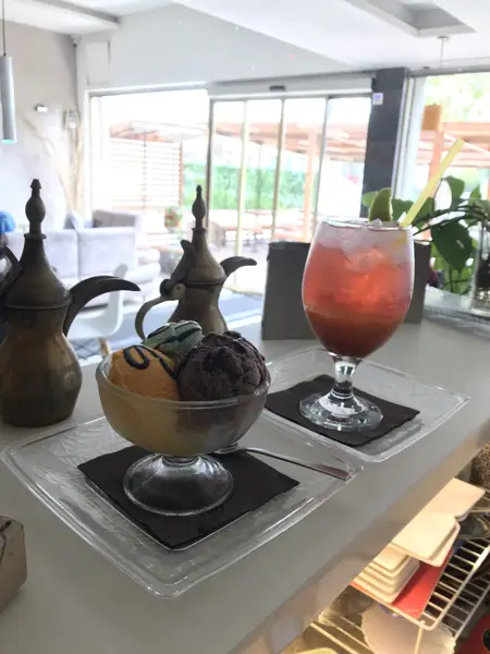  Hi Café