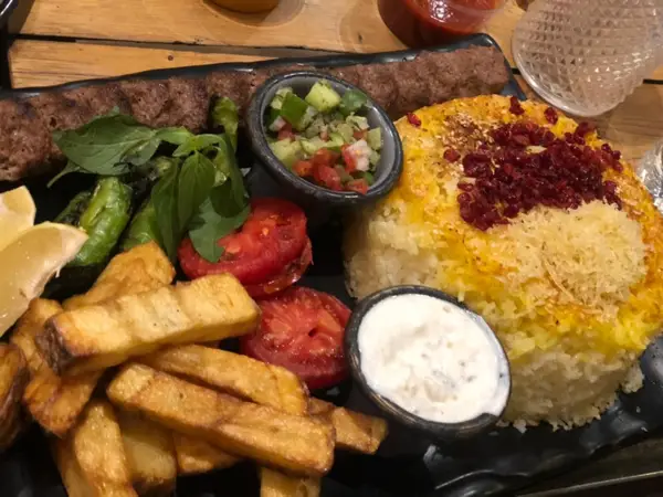  Aramesh Cafe & Restaurant