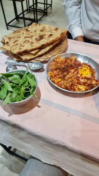  کافه رستوران ناشتا