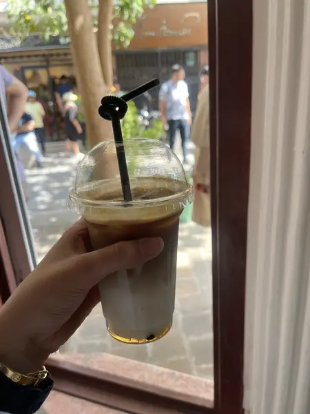  Ani Cafe