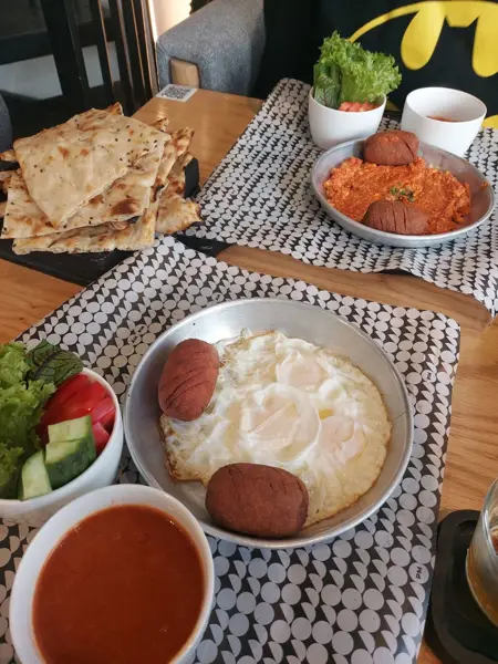  کافه طهرون