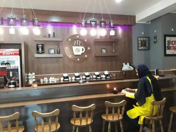 Apple & Eve Coffee Shop