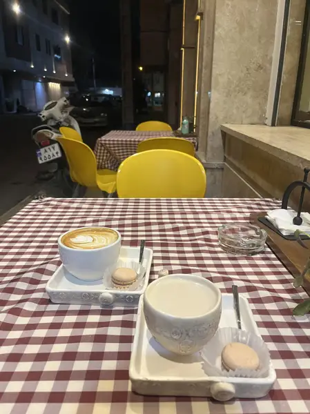  cafe macaron