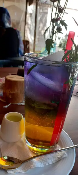  Moghadam Cafe