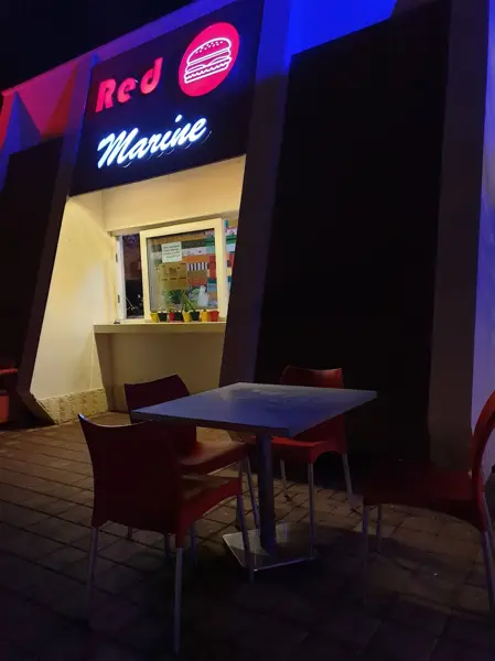 رستوران رد مارین