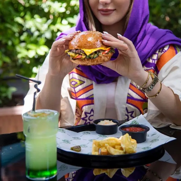  کافه بال‌لند | Ball Land Cafe