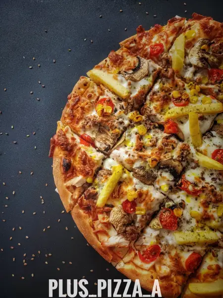  Plus_pizza_a