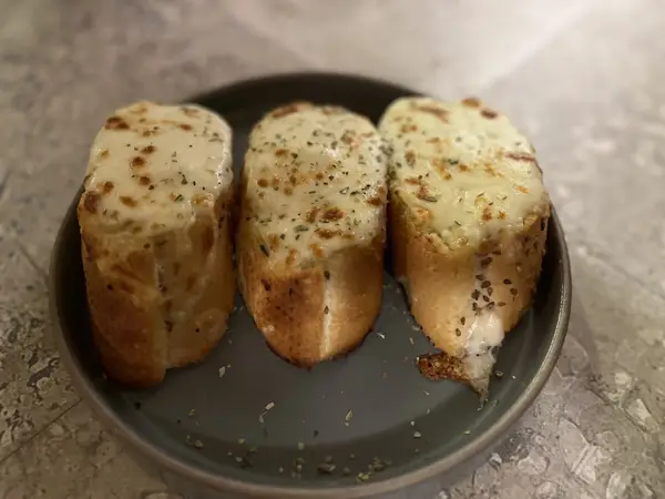  هورسان بیسترو
