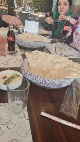  رستوران همای سعادت