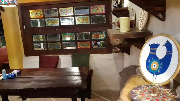 کافه گالری گلنوش Golnoosh Cafe Gallery