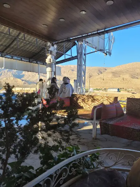 رستوران تخت جمشید