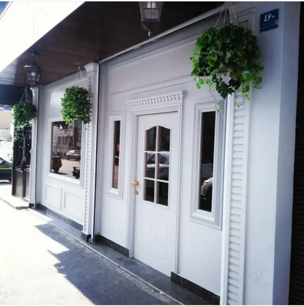 Apameh Cafe