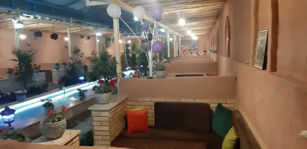  cafe resturant reyhoon