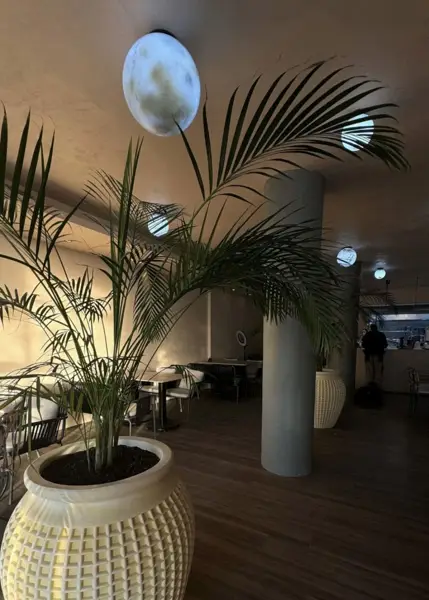  HANO CAFE & RESTAURANT