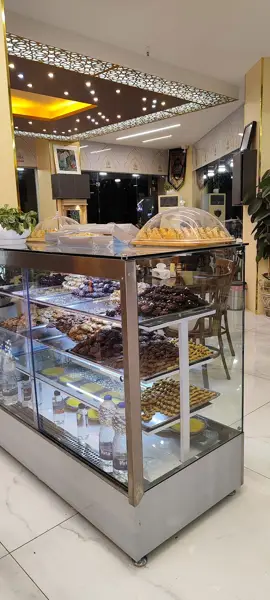 Pakan Baklava Cafe (کافه باقلوای پاکان)